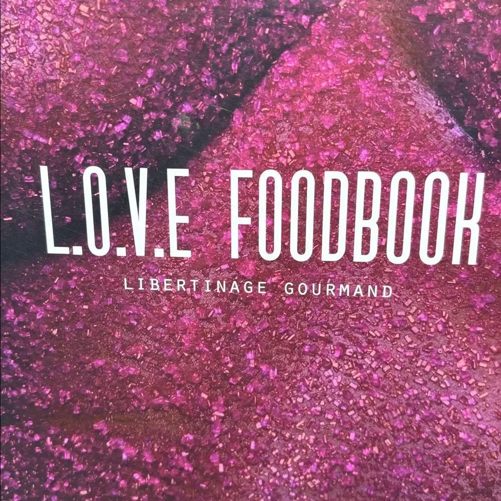 L.O.V.E. Foodbook by Emilie Baltz Cook Book in French Language Signed